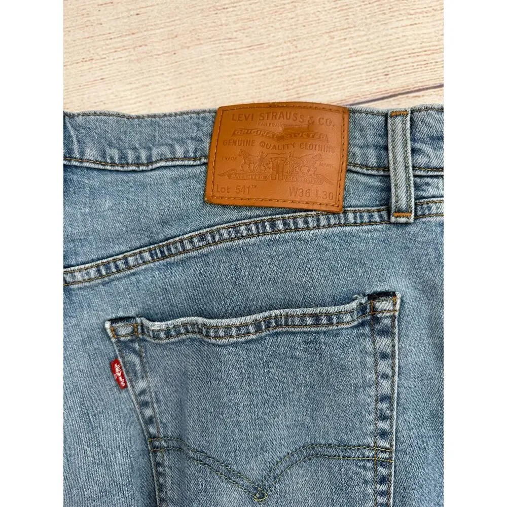 Levi's‎ Premium 541 Athletic Fit Tapered Leg Jeans Mens 36x30 Blue Medium Wash